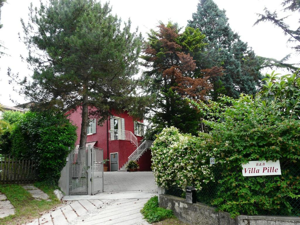 Villa Pille モンツァンバーノ エクステリア 写真
